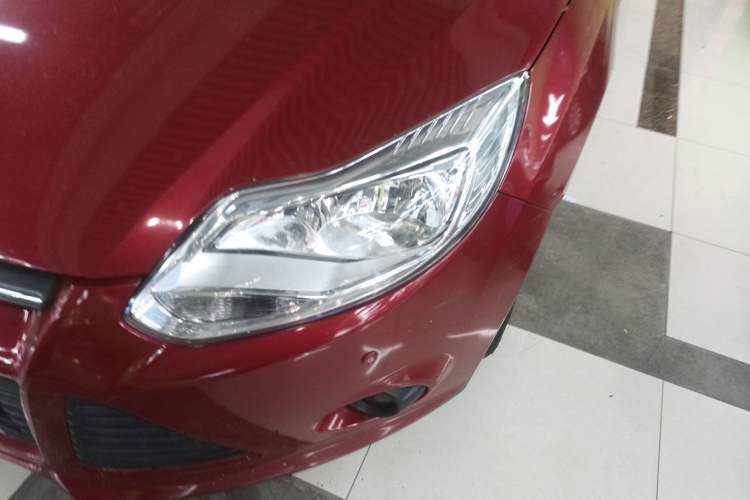 Used Ford Focus 2012 Hatchback 1.6L Automatic Comfort Model Left Front Headlight