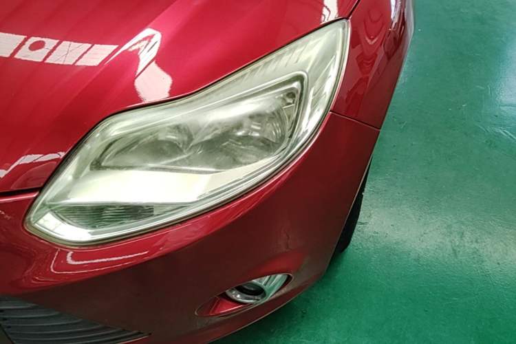 Used Ford Focus 2012 Hatchback 1.6L Automatic Fashion Edition Left Front Headlight