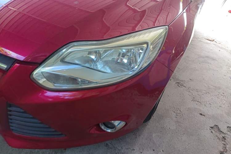 Used Ford Focus 2012 Sedan 1.6L Automatic Fashion Edition Left Front Headlight