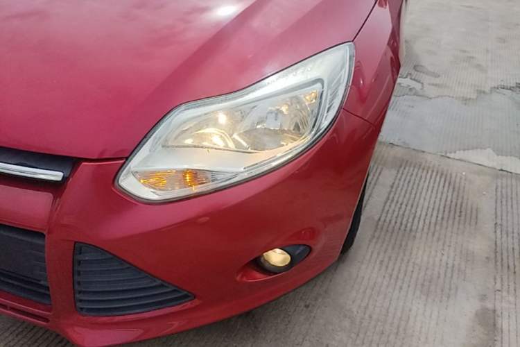 Used Ford Focus 2012 Hatchback 1.6L Automatic Comfort Model Left Front Headlight