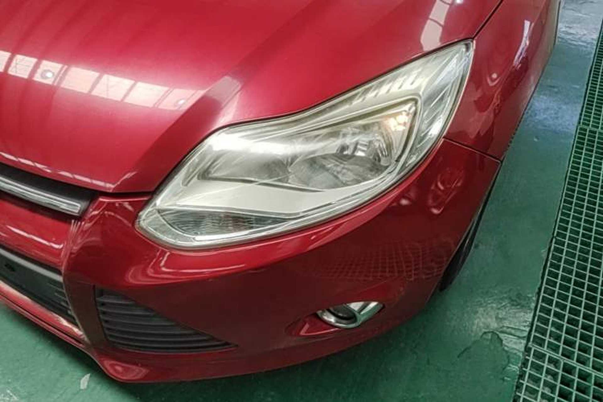 Used Ford Focus 2012 Sedan 1.6L Automatic Fashion Edition Left Front Headlight