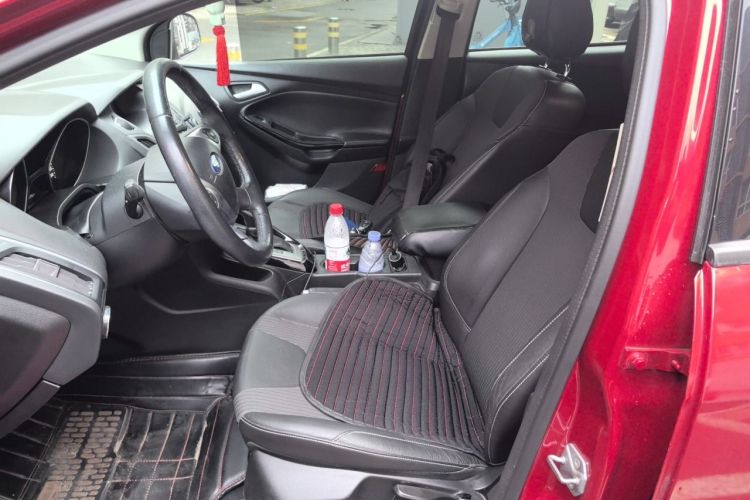 Used Ford Focus 2012 Hatchback 1.6L Automatic Fashion Edition Left Front Seat