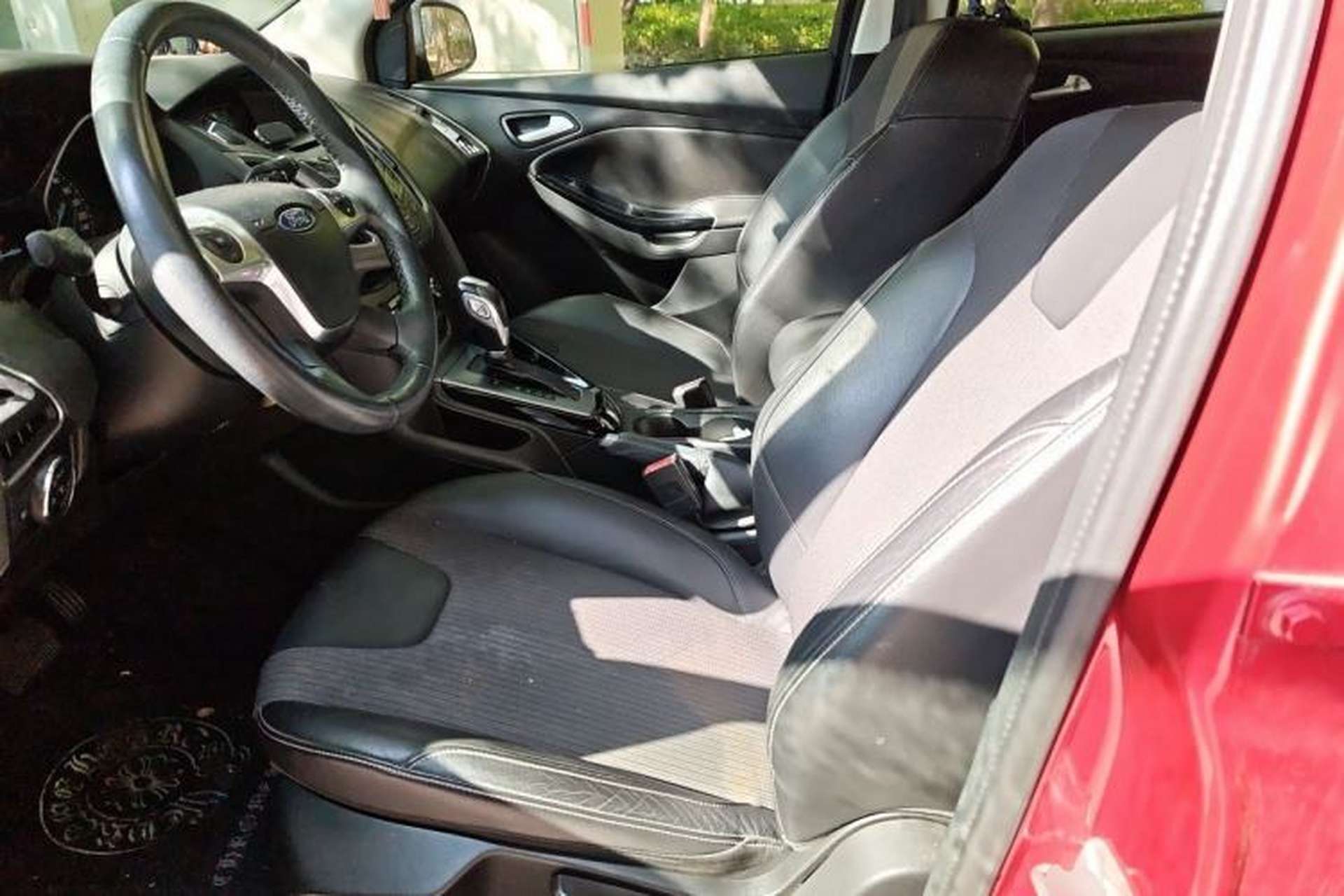 Used Ford Focus 2012 Hatchback 1.6L Automatic Fashion Edition Left Front Seat