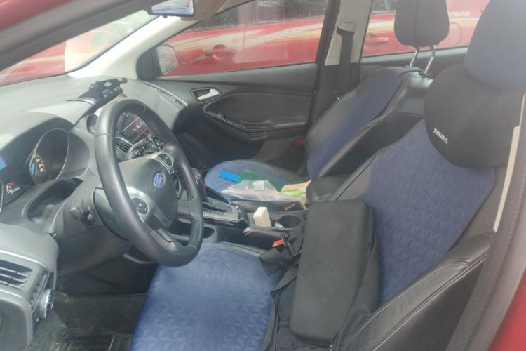Used Ford Focus 2012 Hatchback 1.6L Automatic Fashion Edition Left Front Seat