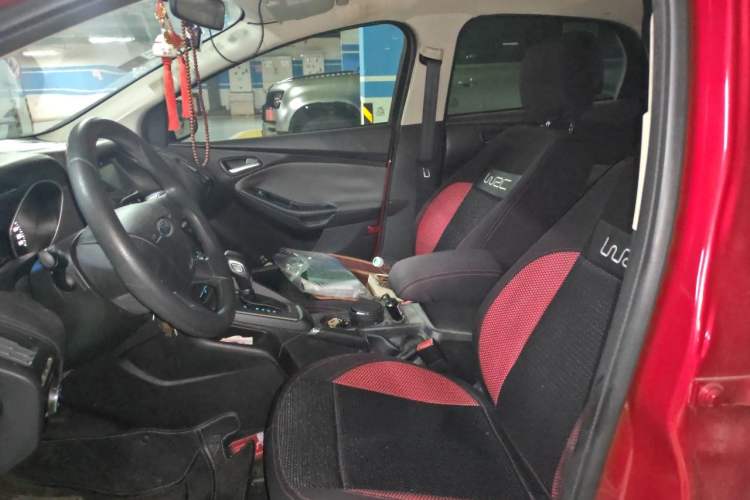 Used Ford Focus 2012 Hatchback 1.6L Automatic Comfort Model Left Front Seat