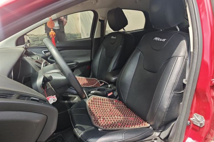 Used Ford Focus 2012 Hatchback 1.6L Automatic Comfort Model Left Front Seat