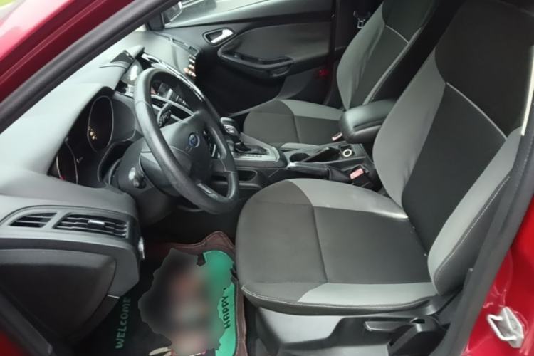 Used Ford Focus 2012 Hatchback 1.6L Automatic Comfort Model Left Front Seat