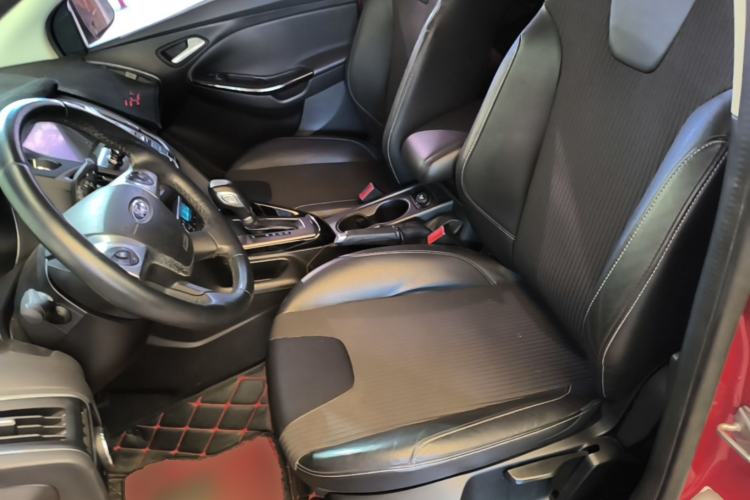 Used Ford Focus 2012 Hatchback 1.6L Automatic Fashion Edition Left Front Seat
