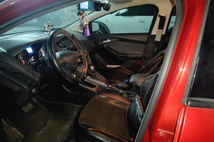 Used Ford Focus 2012 Hatchback 1.6L Automatic Comfort Model Left Front Seat