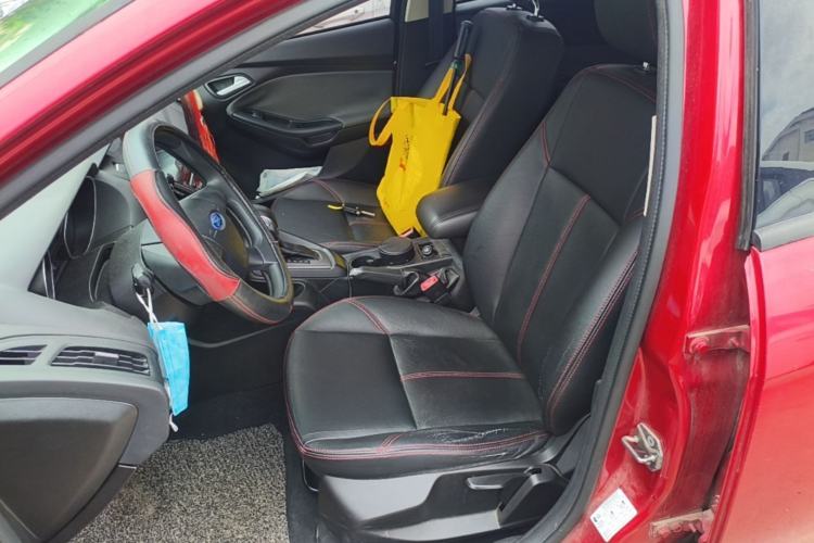 Used Ford Focus 2012 Hatchback 1.6L Automatic Comfort Model Left Front Seat