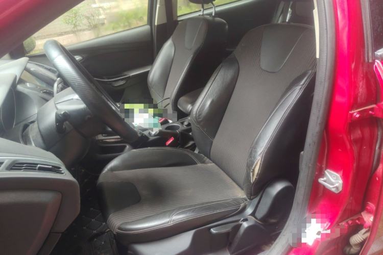 Used Ford Focus 2012 Sedan 1.6L Manual Fashion Edition Left Front Seat