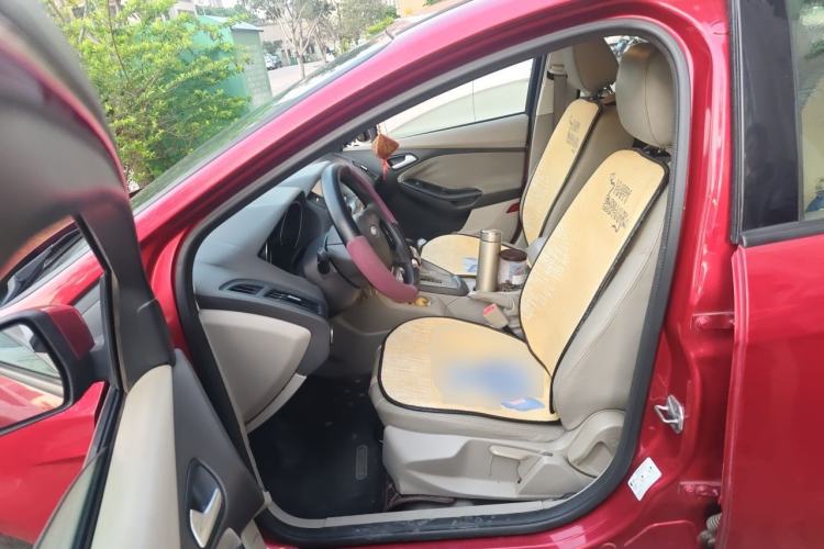 Used Ford Focus 2012 Sedan 1.6L Automatic Comfort Model Left Front Seat