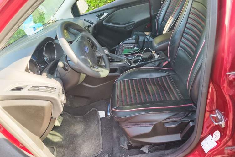 Used Ford Focus 2012 Hatchback 1.6L Automatic Comfort Model Left Front Seat