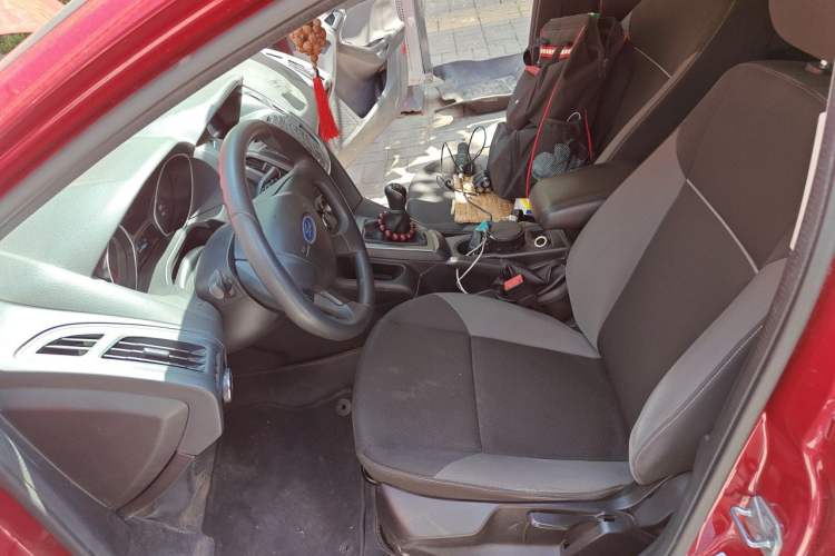 Used Ford Focus 2012 Hatchback 1.6L Manual Comfort Model Left Front Seat