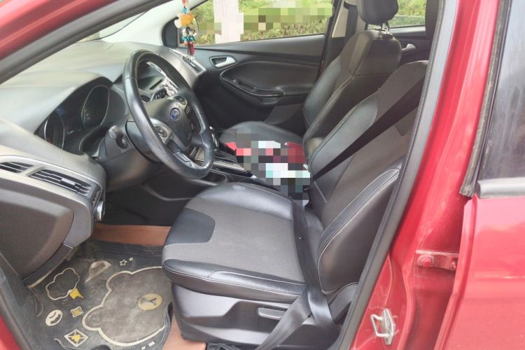 Used Ford Focus 2012 Sedan 1.6L Automatic Fashion Edition Left Front Seat