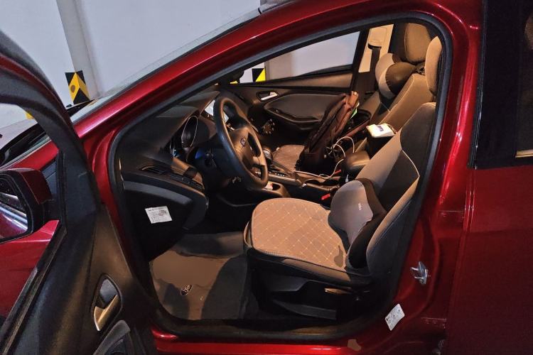 Used Ford Focus 2012 Hatchback 1.6L Automatic Comfort Model Left Front Seat