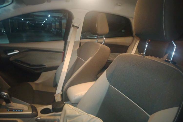 Used Ford Focus 2012 Sedan 1.6L Automatic Comfort Model Left Front Seat