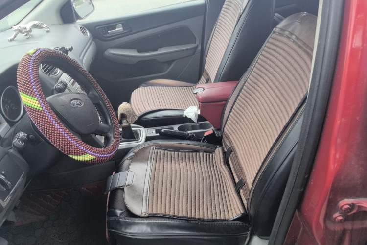 Used Ford Focus 2012 Hatchback Classic 1.8L Manual Base Model Left Front Seat
