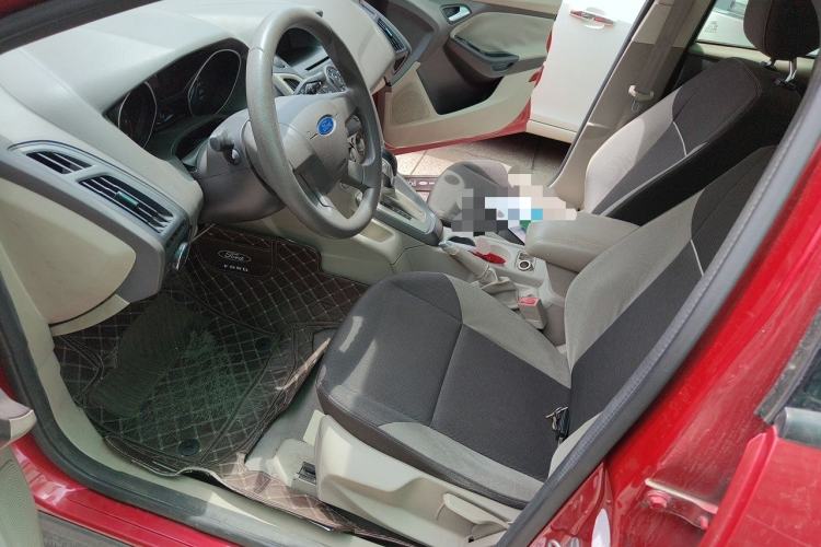Used Ford Focus 2012 Sedan 1.6L Automatic Comfort Model Left Front Seat