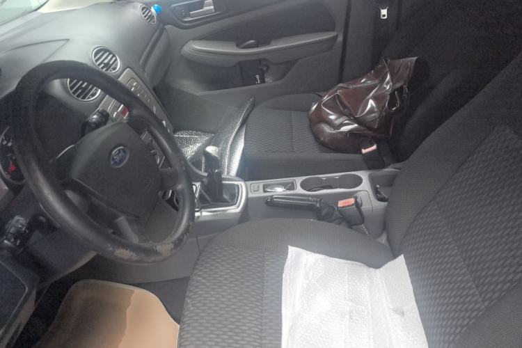 Used Ford Focus 2012 Hatchback Classic 1.8L Automatic Fashion Edition Left Front Seat