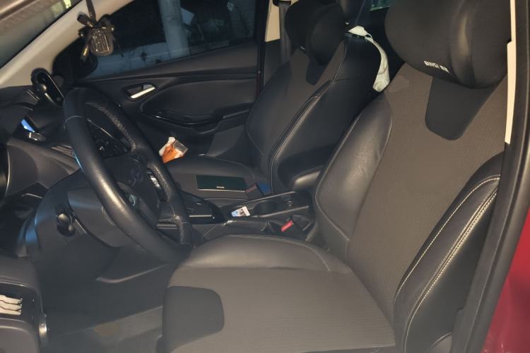 Used Ford Focus 2012 Hatchback 1.6L Automatic Fashion Edition Left Front Seat