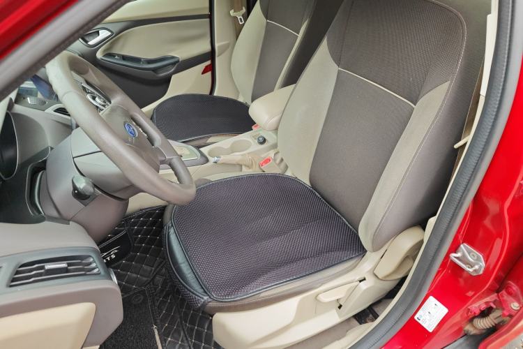 Used Ford Focus 2012 Sedan 1.6L Automatic Comfort Model Left Front Seat