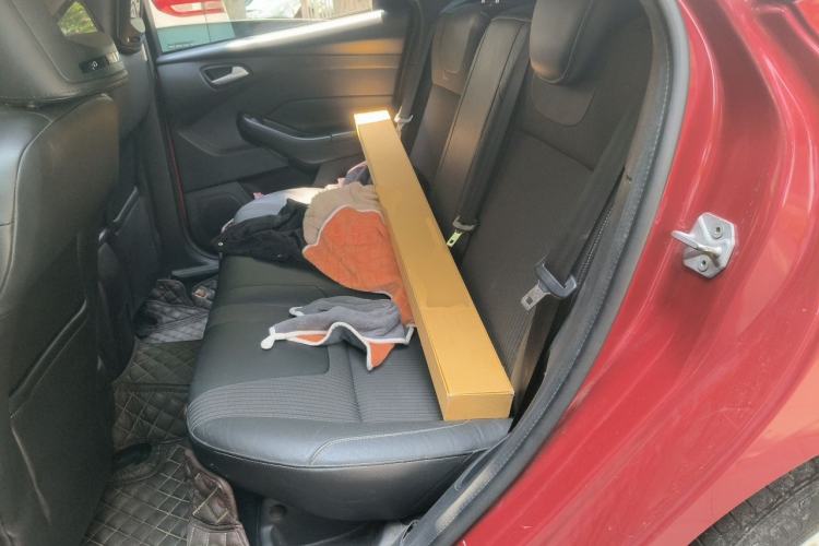 Used Ford Focus 2012 Hatchback 1.6L Automatic Fashion Edition Left Rear Seat