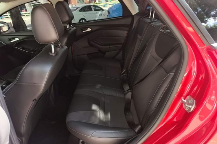 Used Ford Focus 2012 Sedan 1.6L Automatic Fashion Edition Left Rear Seat