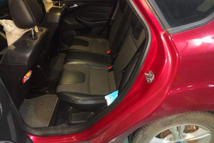 Used Ford Focus 2012 Hatchback 1.6L Automatic Fashion Edition Left Rear Seat