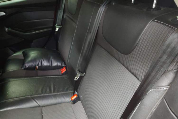 Used Ford Focus 2012 Hatchback 1.6L Automatic Fashion Edition Left Rear Seat