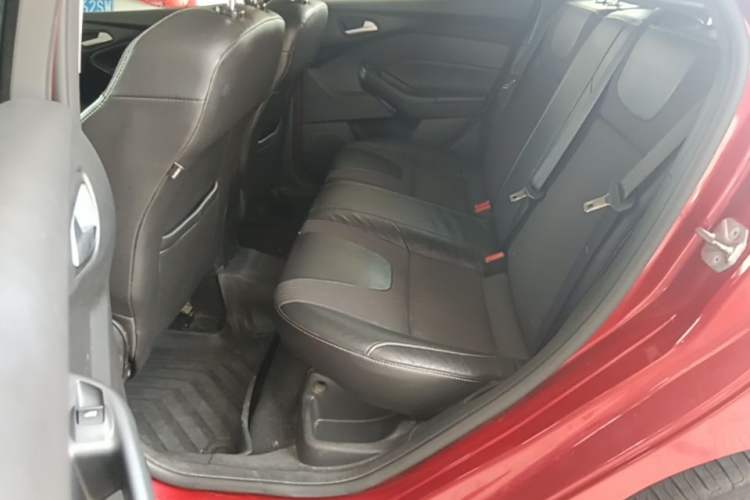 Used Ford Focus 2012 Hatchback 1.6L Manual Fashion Edition Left Rear Seat