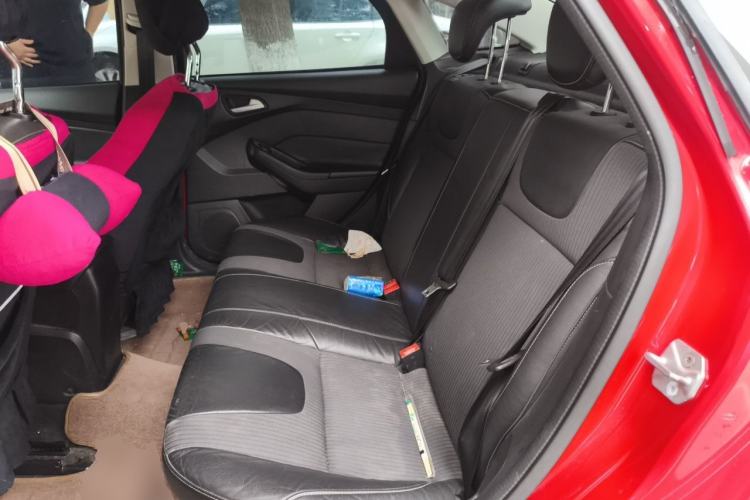 Used Ford Focus 2012 Sedan 1.6L Automatic Fashion Edition Left Rear Seat