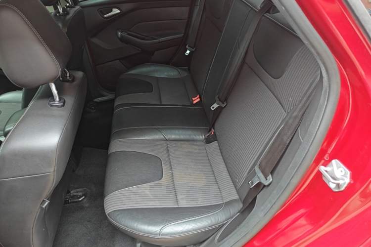 Used Ford Focus 2012 Sedan 1.6L Automatic Fashion Edition Left Rear Seat
