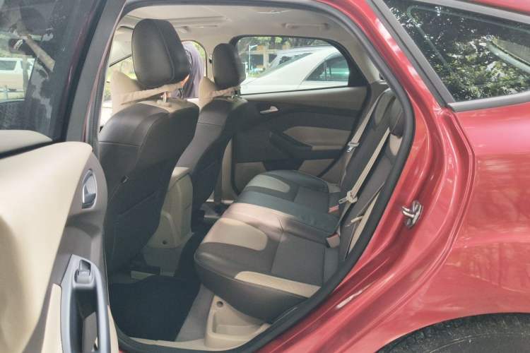 Used Ford Focus 2012 Hatchback 1.6L Automatic Fashion Edition Left Rear Seat