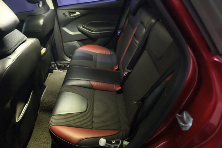 Used Ford Focus 2012 Hatchback 2.0L Automatic Luxury Sport Model Left Rear Seat