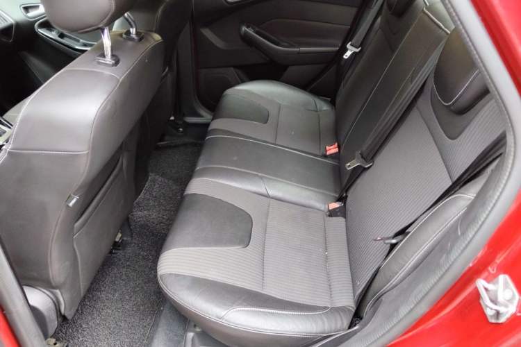 Used Ford Focus 2012 Sedan 1.6L Automatic Fashion Edition Left Rear Seat