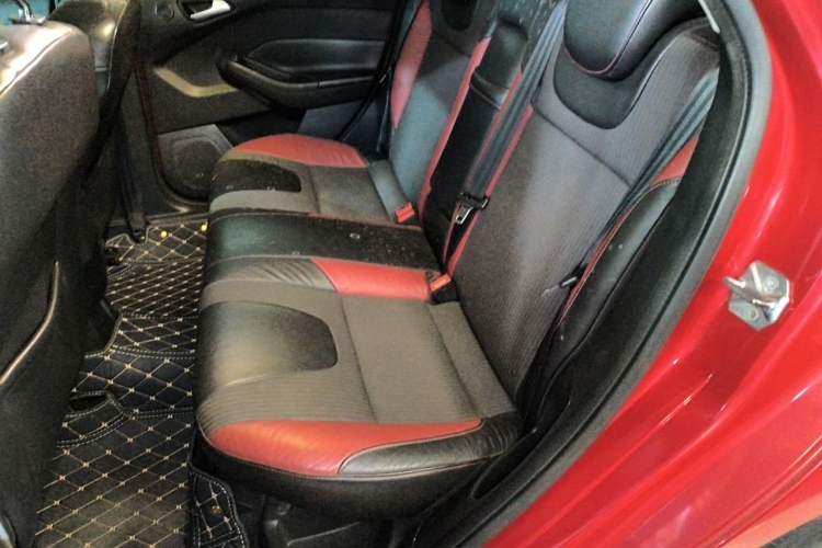 Used Ford Focus 2012 Hatchback 2.0L Automatic Luxury Sport Model Left Rear Seat