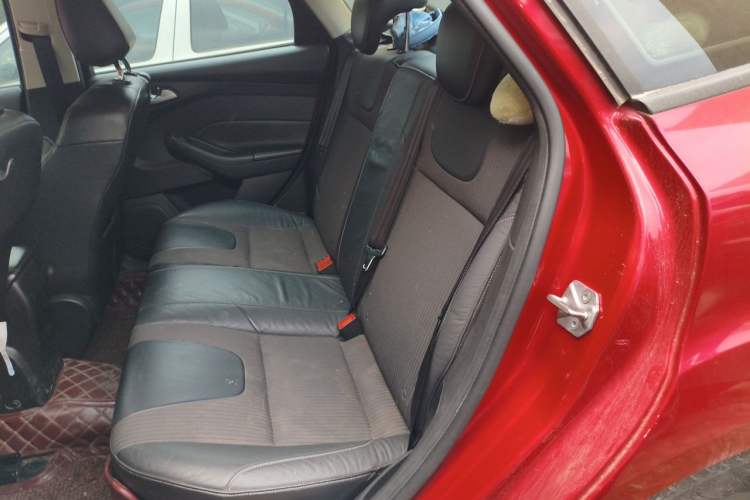 Used Ford Focus 2012 Sedan 1.6L Manual Fashion Edition Left Rear Seat