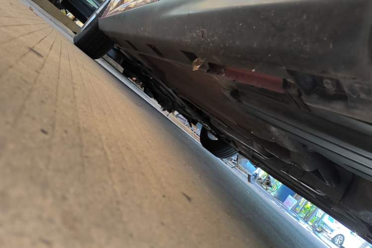Used Ford Focus 2012 Hatchback 1.6L Automatic Fashion Edition Left Side Sill