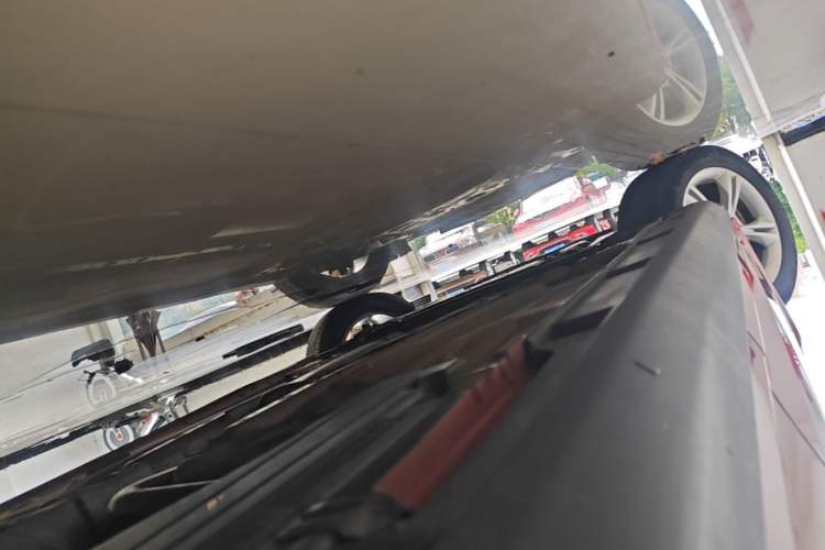 Used Ford Focus 2012 Sedan 1.6L Automatic Fashion Edition Left Side Sill