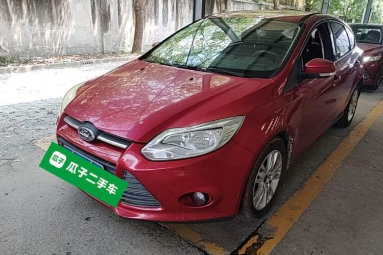 Used Ford Focus 2012 Hatchback 1.6L Automatic Comfort Model Guazi used car, China used car export, Used car for sale, Used cars, Cheapest cars for sale
