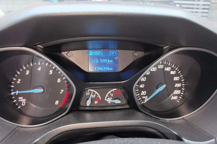 Used Ford Focus 2012 Hatchback 1.6L Automatic Fashion Edition Odometer Close Up