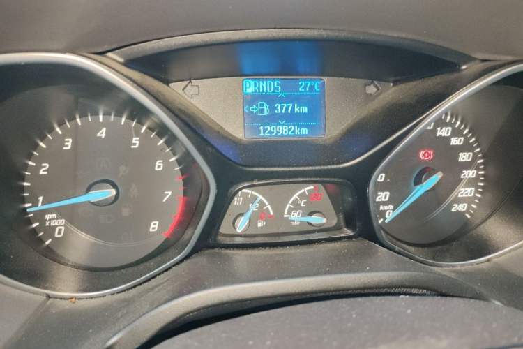 Used Ford Focus 2012 Sedan 1.6L Automatic Fashion Edition Odometer Close Up