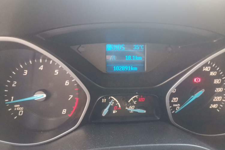 Used Ford Focus 2012 Sedan 1.6L Automatic Comfort Model Odometer Close Up