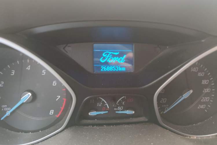 Used Ford Focus 2012 Sedan 1.6L Automatic Comfort Model Odometer Close Up