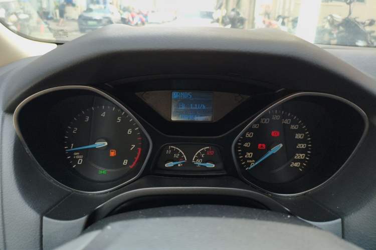 Used Ford Focus 2012 Hatchback 1.6L Automatic Fashion Edition Odometer Close Up