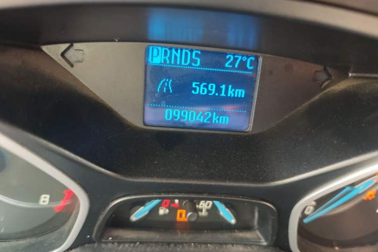Used Ford Focus 2012 Sedan 1.6L Automatic Comfort Model Odometer Close Up