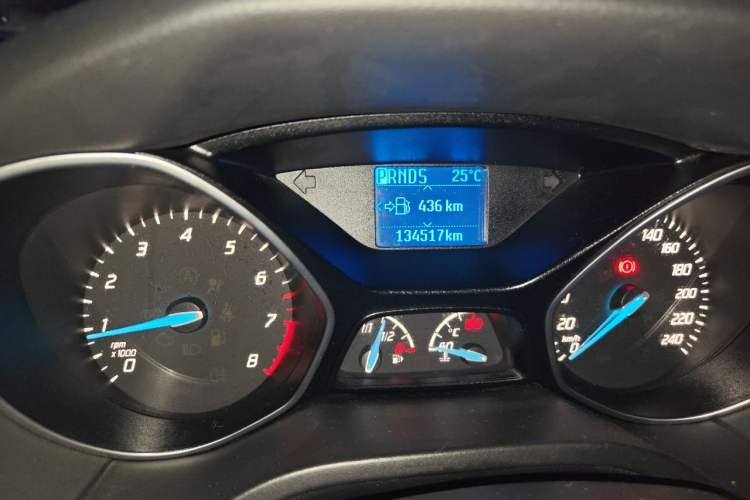 Used Ford Focus 2012 Sedan 1.6L Automatic Fashion Edition Odometer Close Up