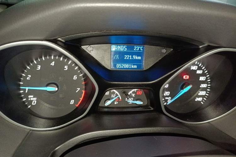 Used Ford Focus 2012 Sedan 1.6L Automatic Comfort Model Odometer Close Up