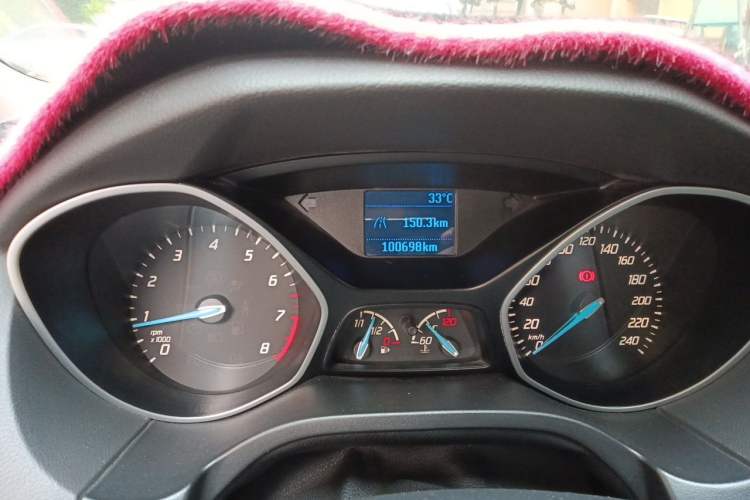 Used Ford Focus 2012 Hatchback 1.6L Manual Comfort Model Odometer Close Up